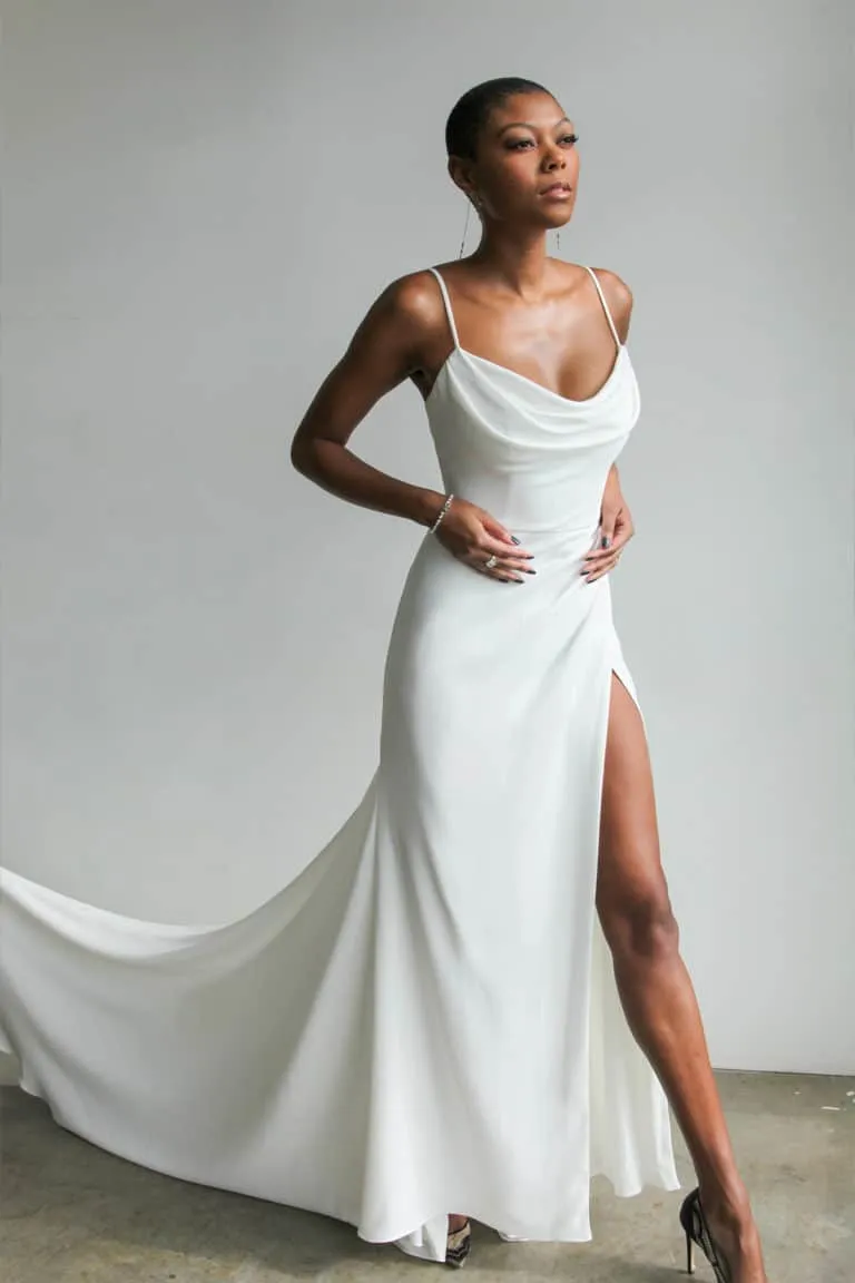 D3589-768x1152