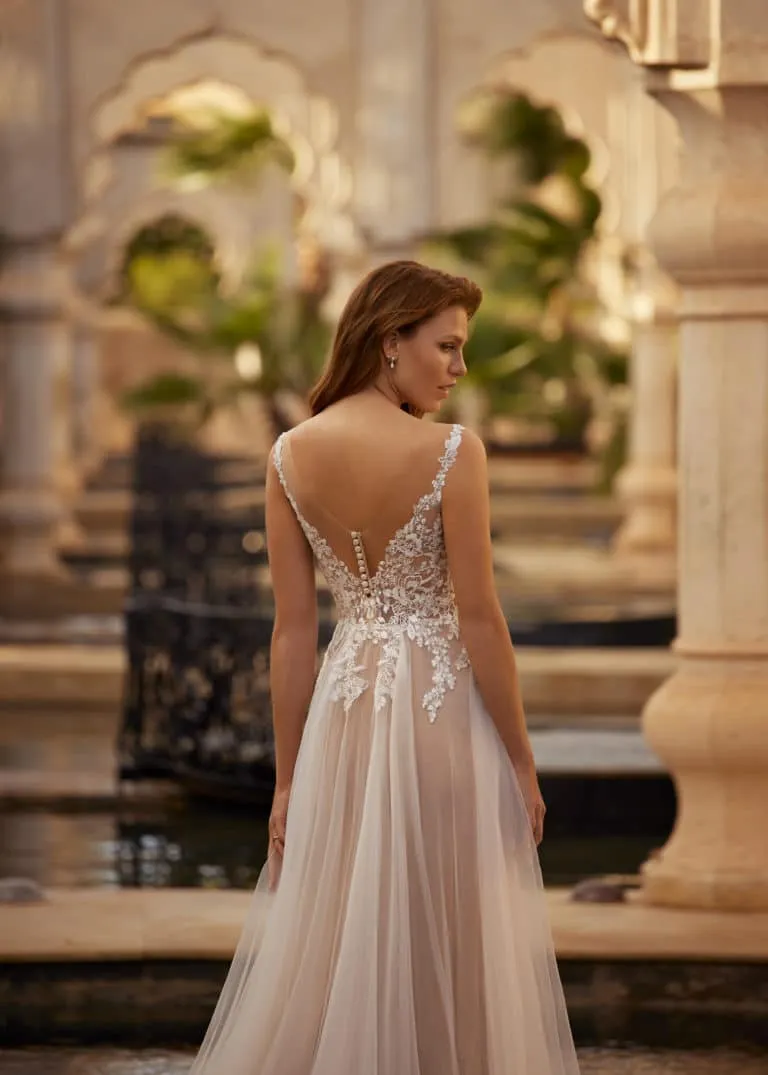 Cherish-Love-Collection_Connie_CU_Back1_d4_0329-768x1075